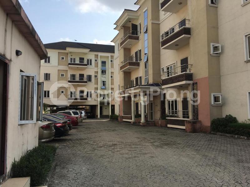3 bedroom Flat / Apartment for sale Divine Mews Estate, Yaba, Lagos. Yaba Lagos
