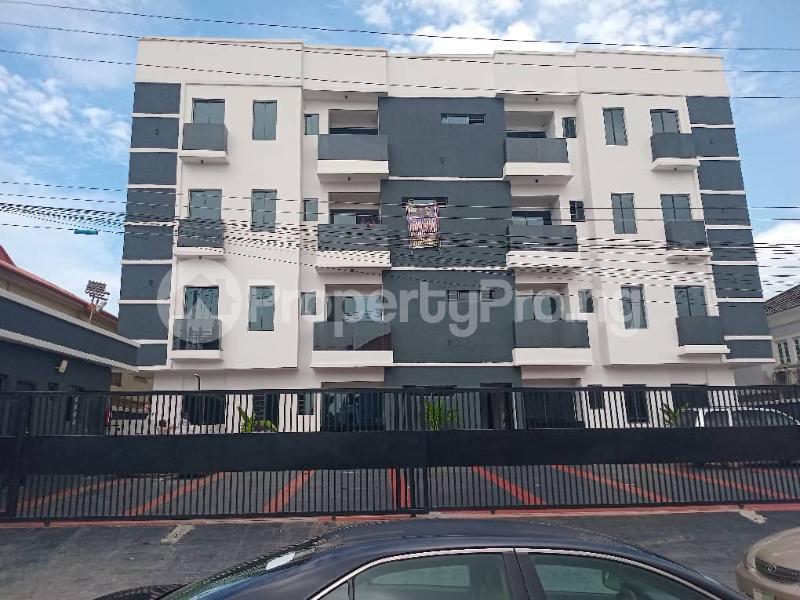 3 bedroom Flat / Apartment for sale Lekki Phase 1 Lekki Lagos