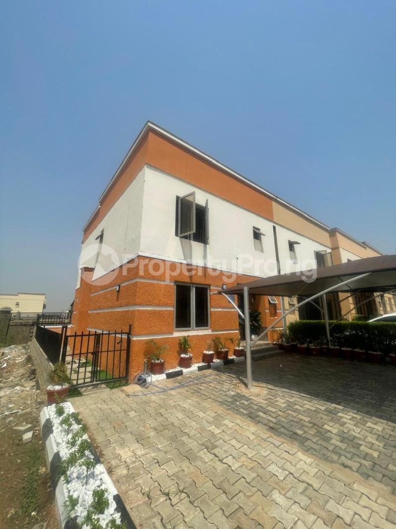 4 bedroom House for sale Life Camp Abuja