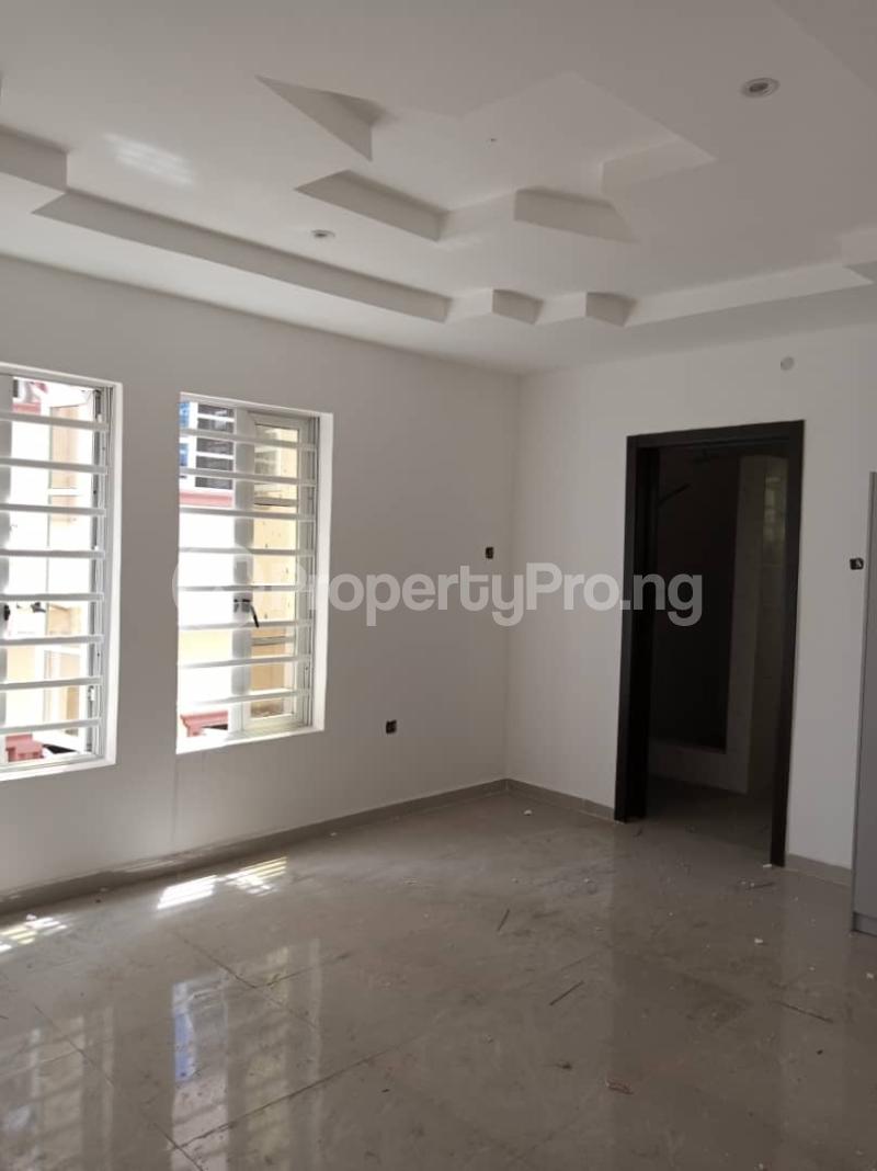3 bedroom Flat / Apartment for rent Shomolu Shomolu Lagos