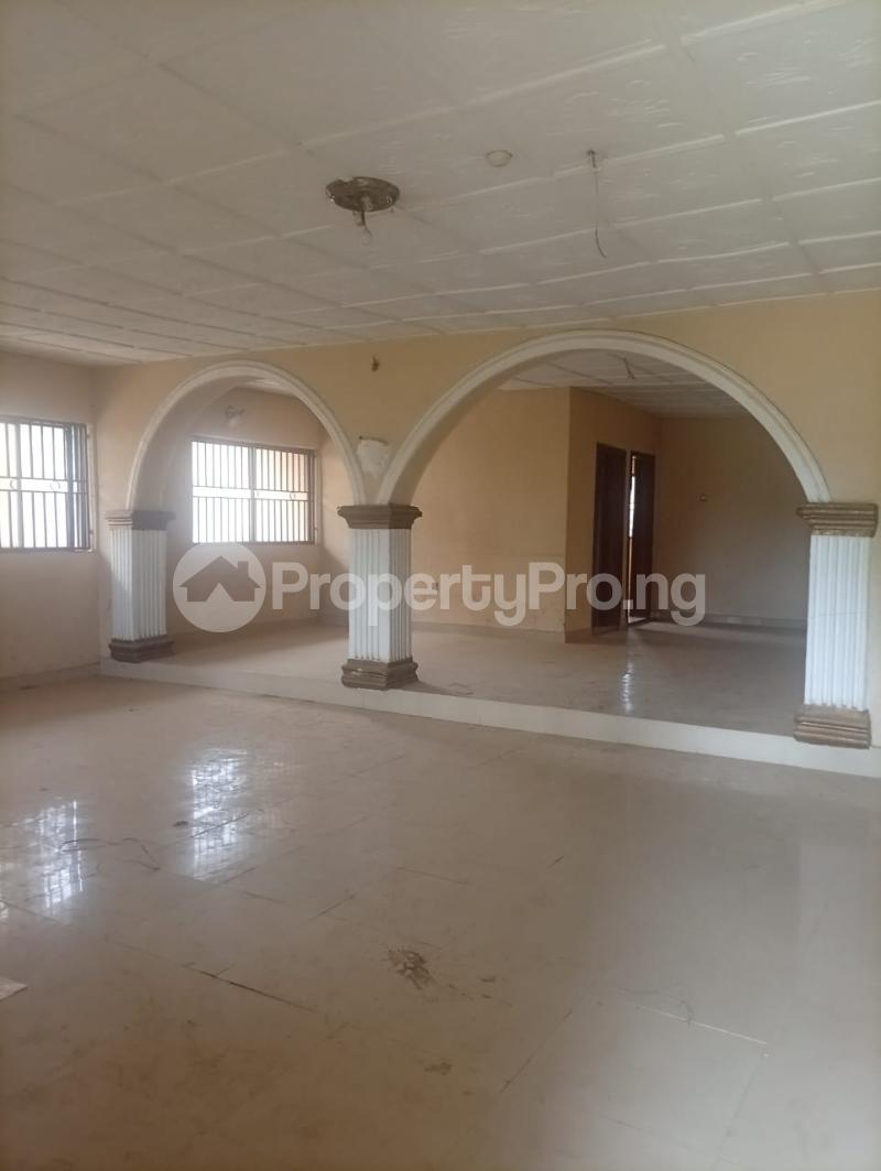 3 bedroom House for sale Ui Ojoo Ibadan Oyo