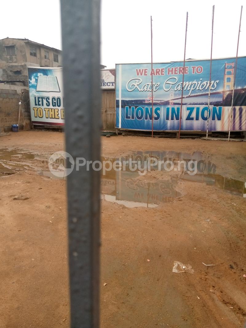 Land for sale Car Wash Ogudu Express Road. Oworonshoki Gbagada Lagos