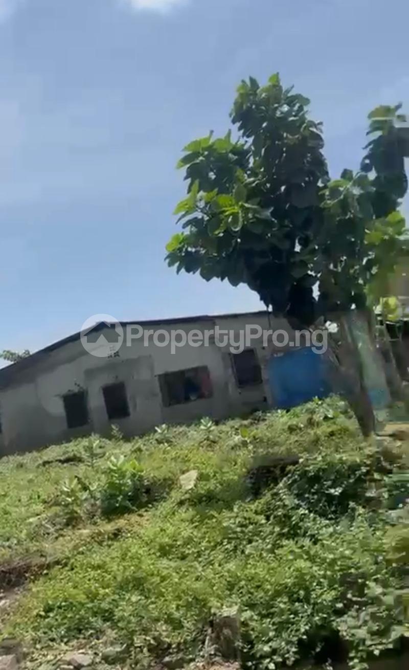 House for sale Ladi Lak Bus Stop Bariga Shomolu Lagos