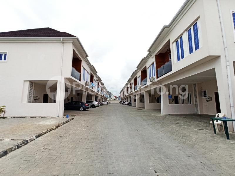 House for rent Off Orchid Hotel Road Lekki Lagos