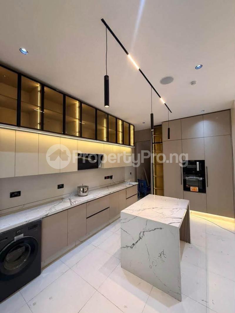 4 bedroom House for sale Maryland Lagos
