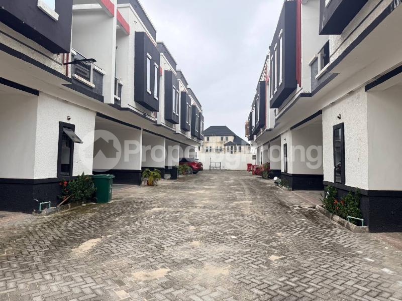 4 bedroom House for sale Orchid Lekki Lagos