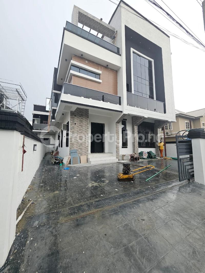 5 bedroom House for sale chevron Lekki Lagos