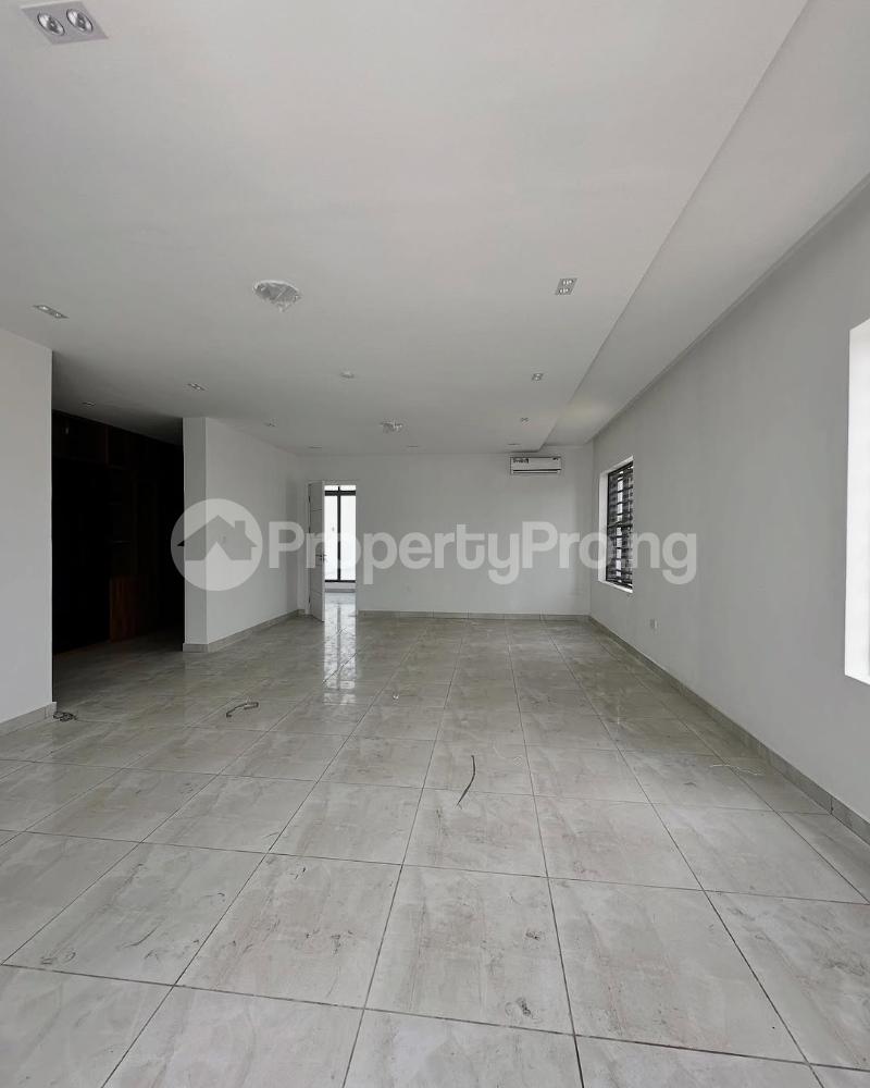 5 bedroom House for sale Cowrie Creek Estate Ikate Lekki Lagos