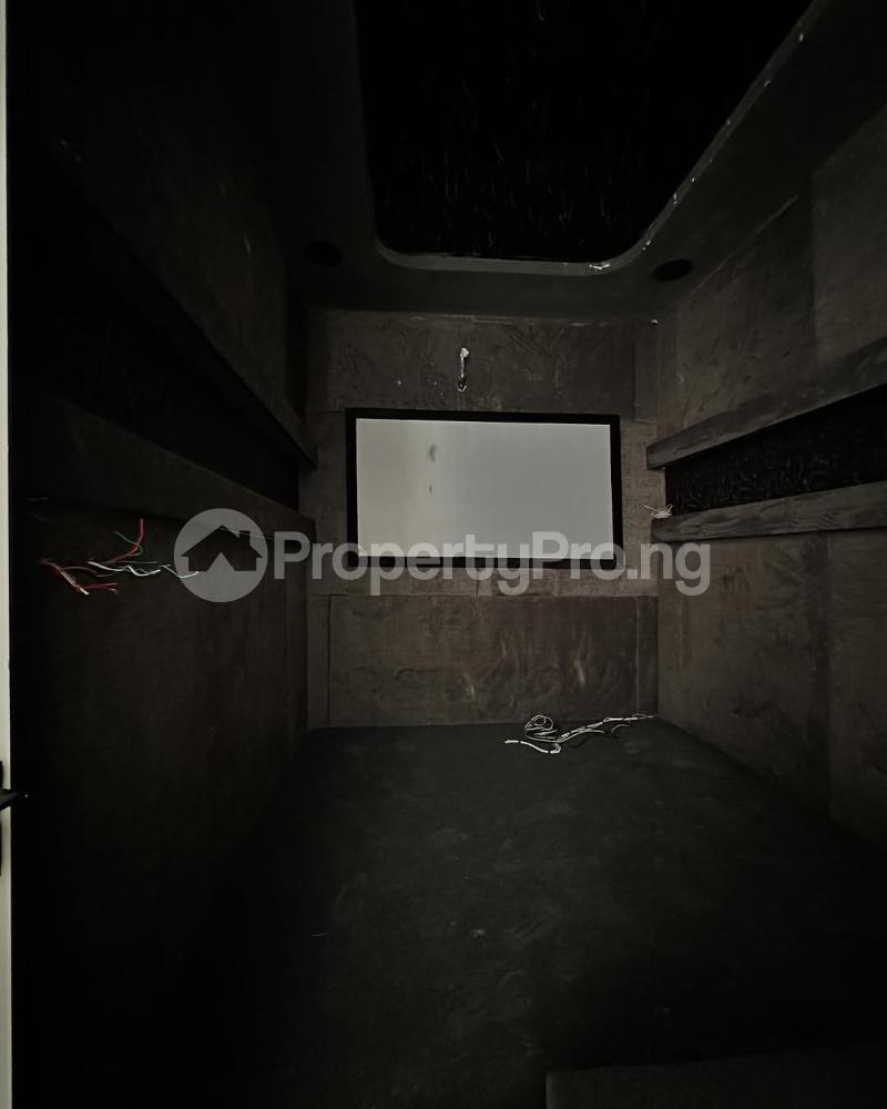 5 bedroom House for sale Cowrie Creek Estate Ikate Lekki Lagos