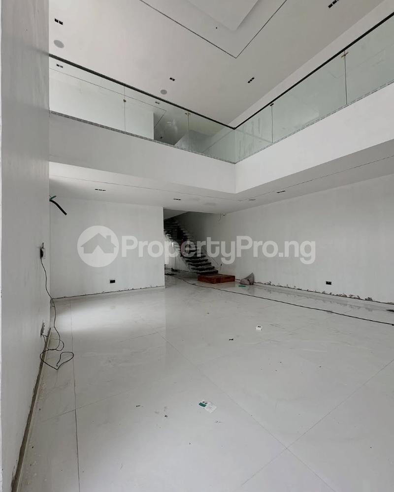 5 bedroom House for sale Cowrie Creek Estate Ikate Lekki Lagos