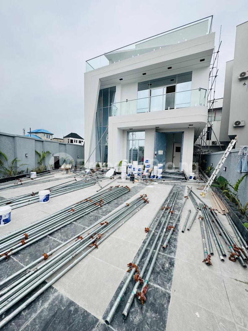 5 bedroom House for sale Chevron Lekki Lagos