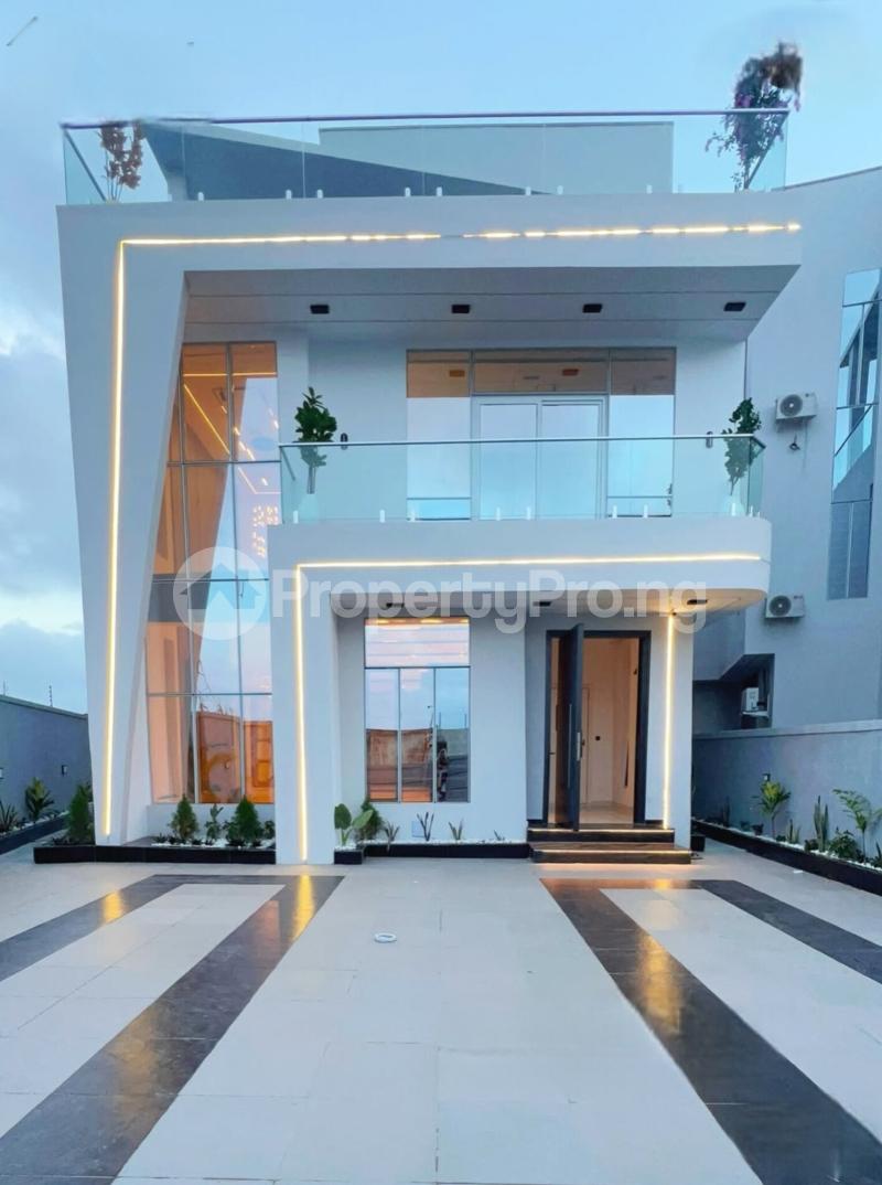 6 bedroom House for sale Chevron Chevron Lekki Lagos
