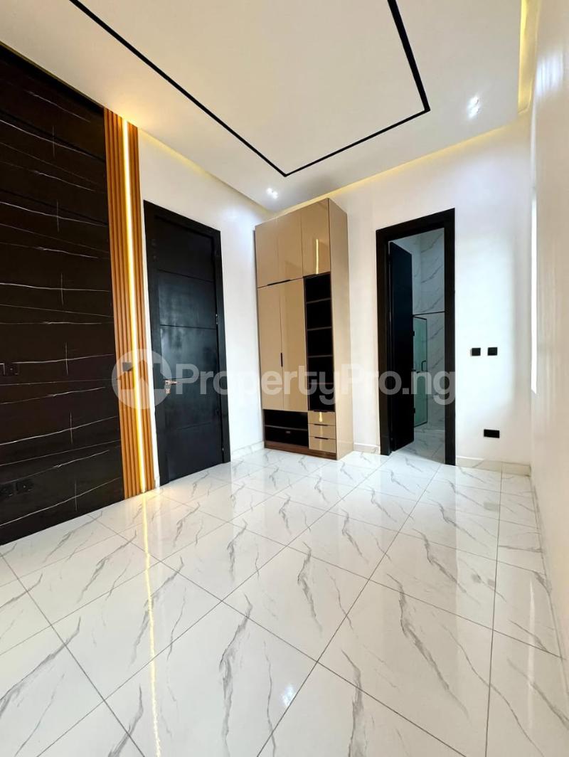 5 bedroom House for sale Ikota Lekki Lagos