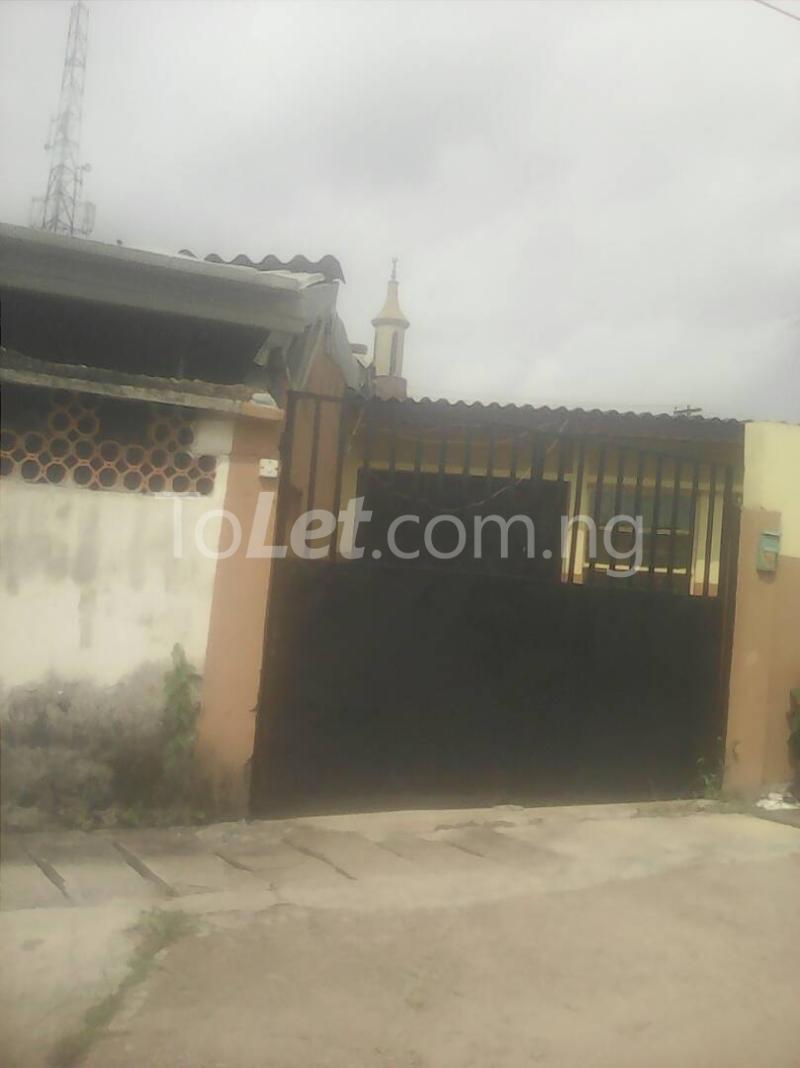 3 bedroom Flat / Apartment for rent   Adeniran Ogunsanya Surulere Lagos