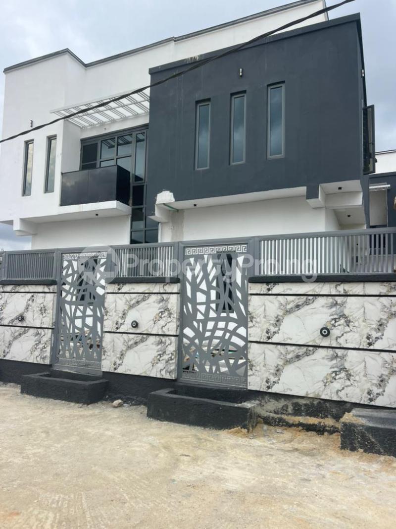 4 bedroom House for sale Mende Maryland Lagos