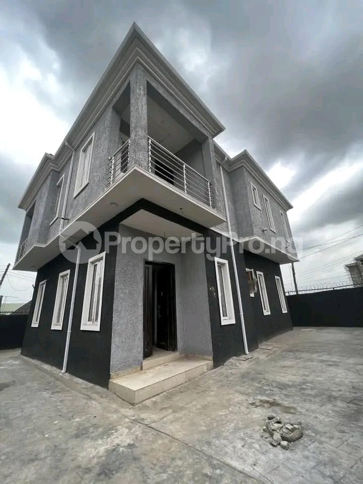 4 bedroom House for sale River valley estate Ojodu Lagos