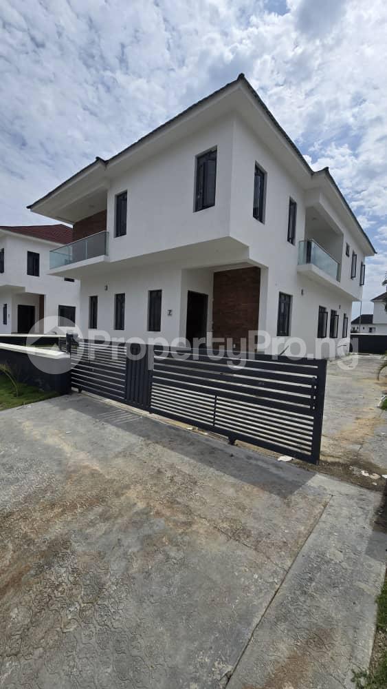 4 bedroom House for rent Sapphire Garden Estate Awoyaya Ajah Lagos
