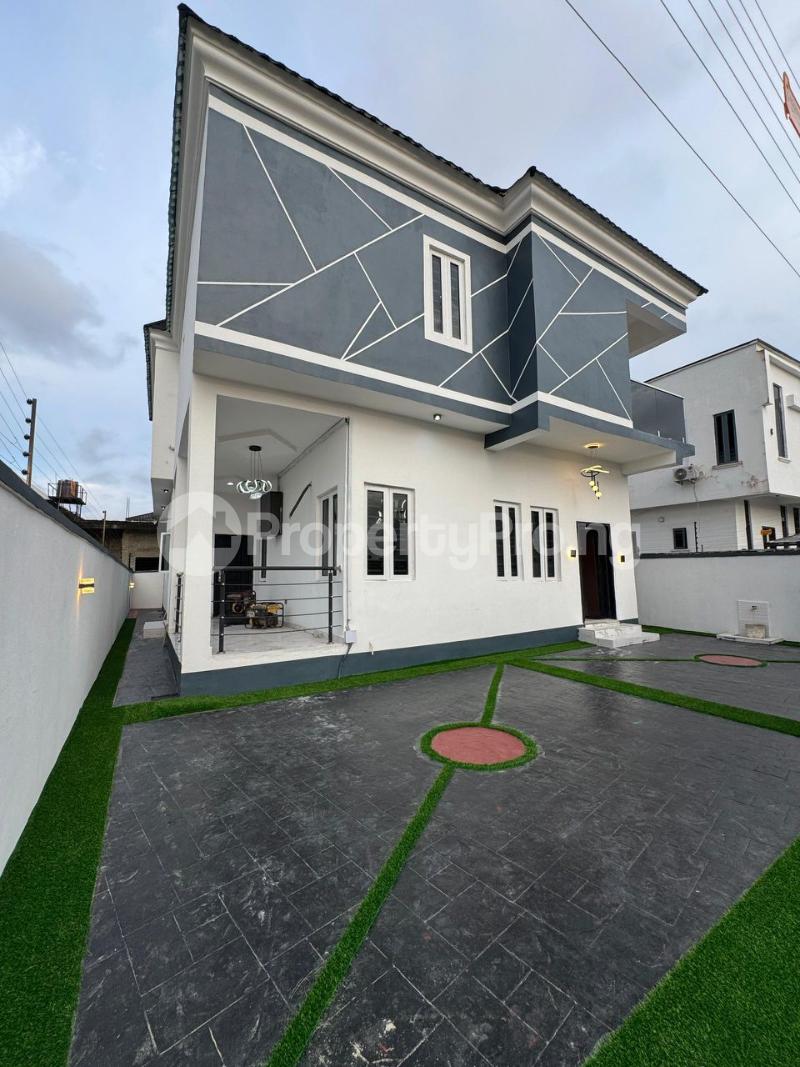 4 bedroom House for sale Peaceville Homes, Thomas Estate, Thomas estate Ajah Lagos