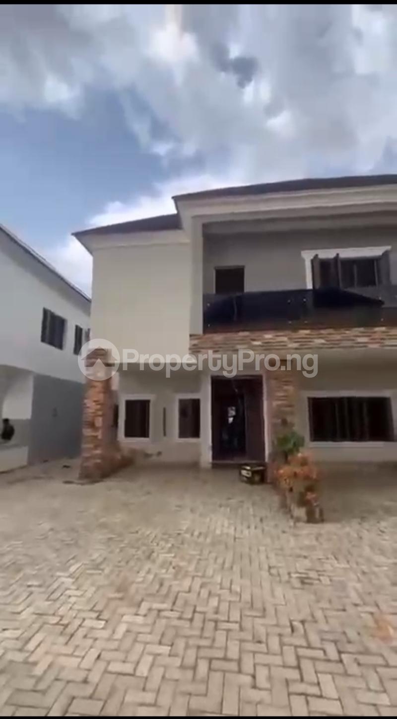 4 bedroom House for sale Gilmore Jahi Abuja