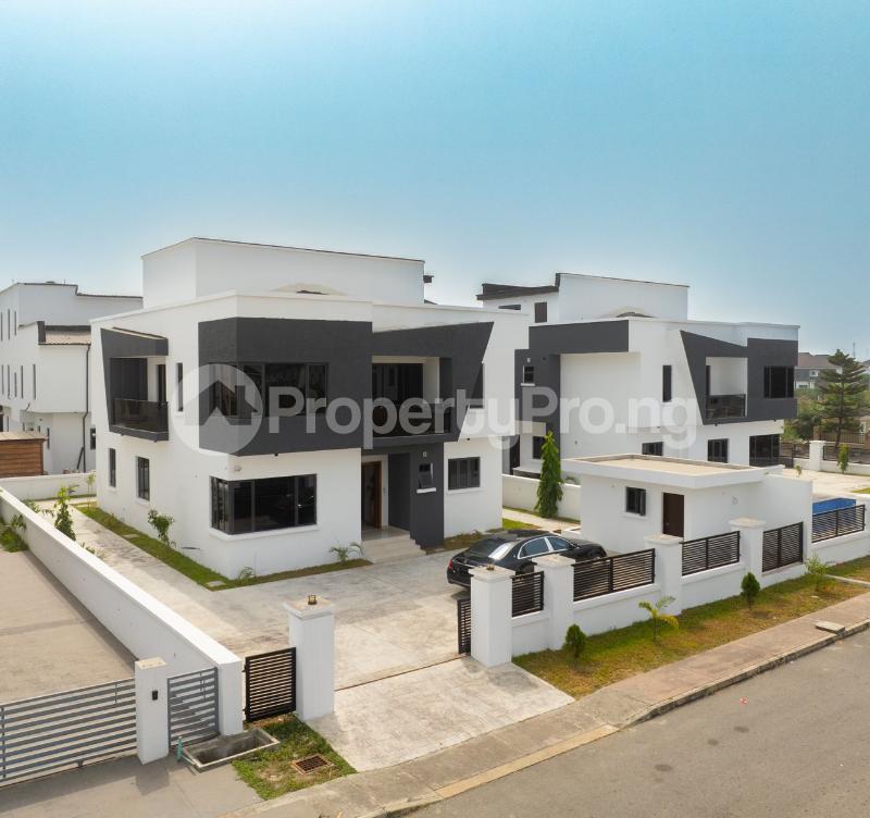 4 bedroom House for sale Royal Gardens Estate Ajah Lagos