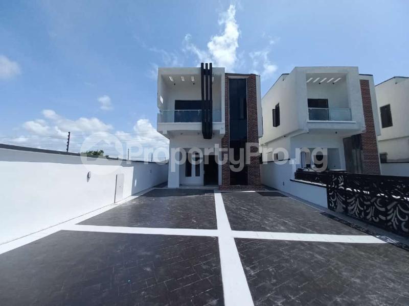 4 bedroom House for sale Ologolo Lekki Lagos