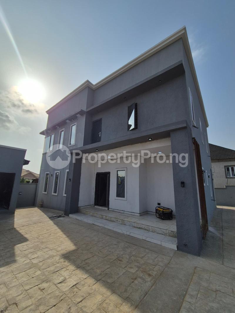 4 bedroom House for sale Omolayo Akobo Ibadan Oyo