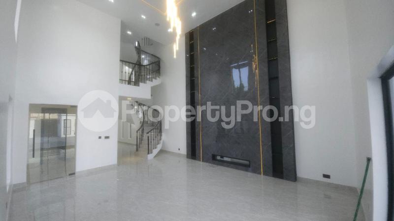 5 bedroom House for sale Alpha Beach Road Lekki Lagos
