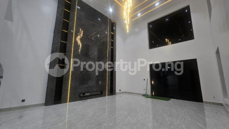 5 bedroom House for sale Alpha Beach Road Lekki Lagos
