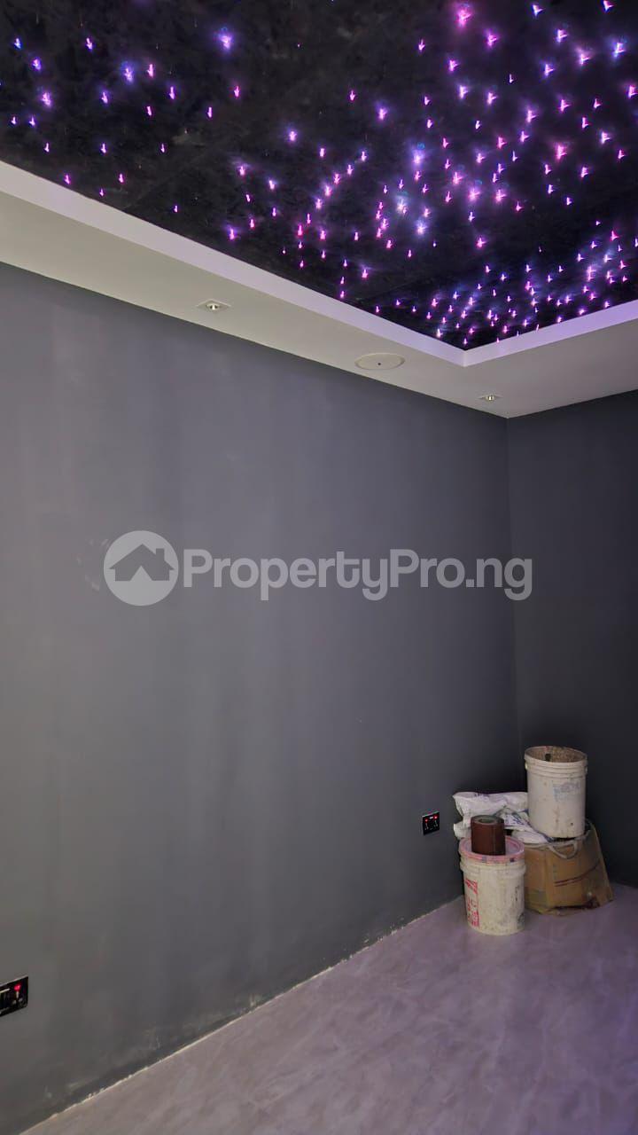 5 bedroom House for sale Alpha Beach Road Lekki Lagos