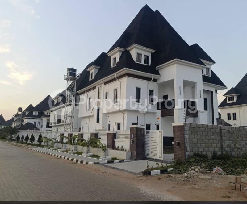 7 bedroom House for rent Efab Metropolis Gwarinpa Abuja