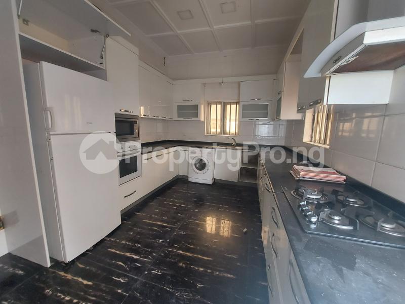 5 bedroom House for rent Eru Ifa Street Ikate Lekki Lagos