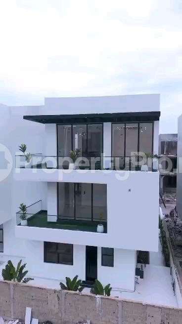 5 bedroom House for sale Osapa london Lekki Lagos