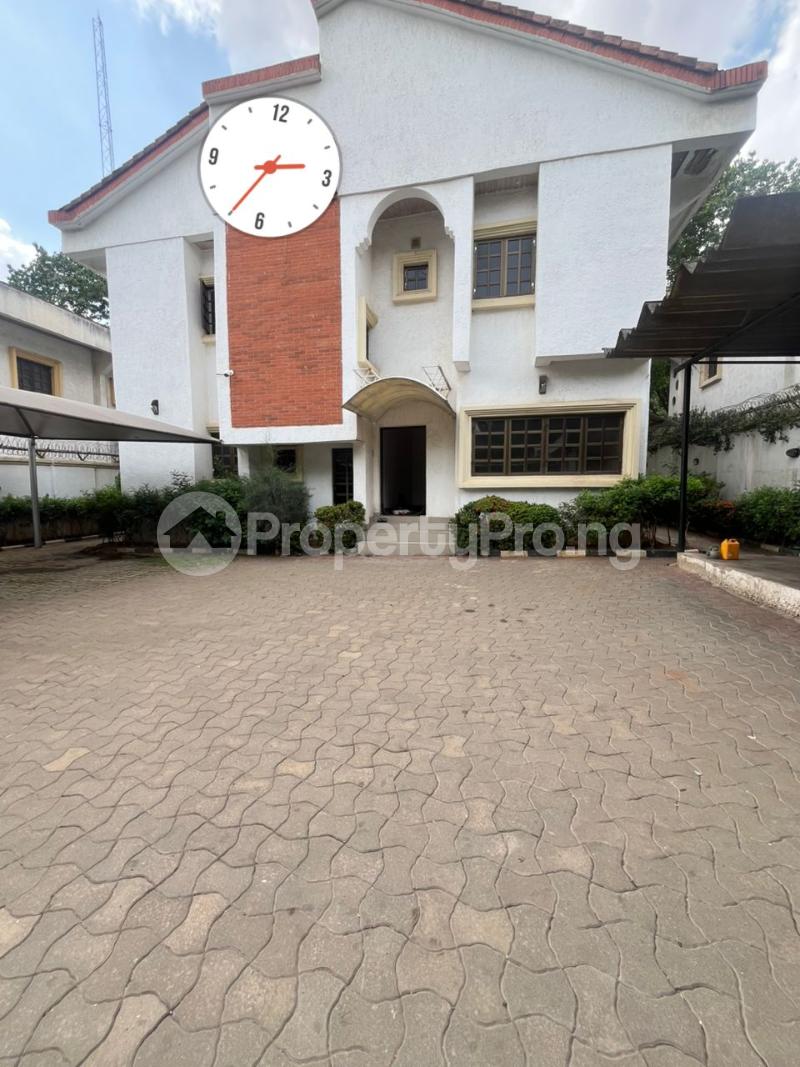 5 bedroom House for rent Wuse 2 Abuja
