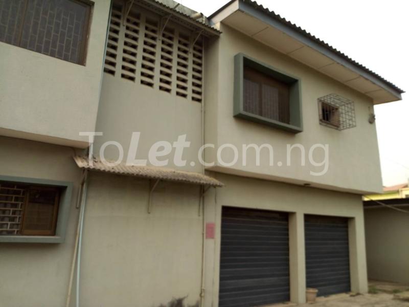 6 bedroom House for rent   Omole phase 2 Ojodu Lagos