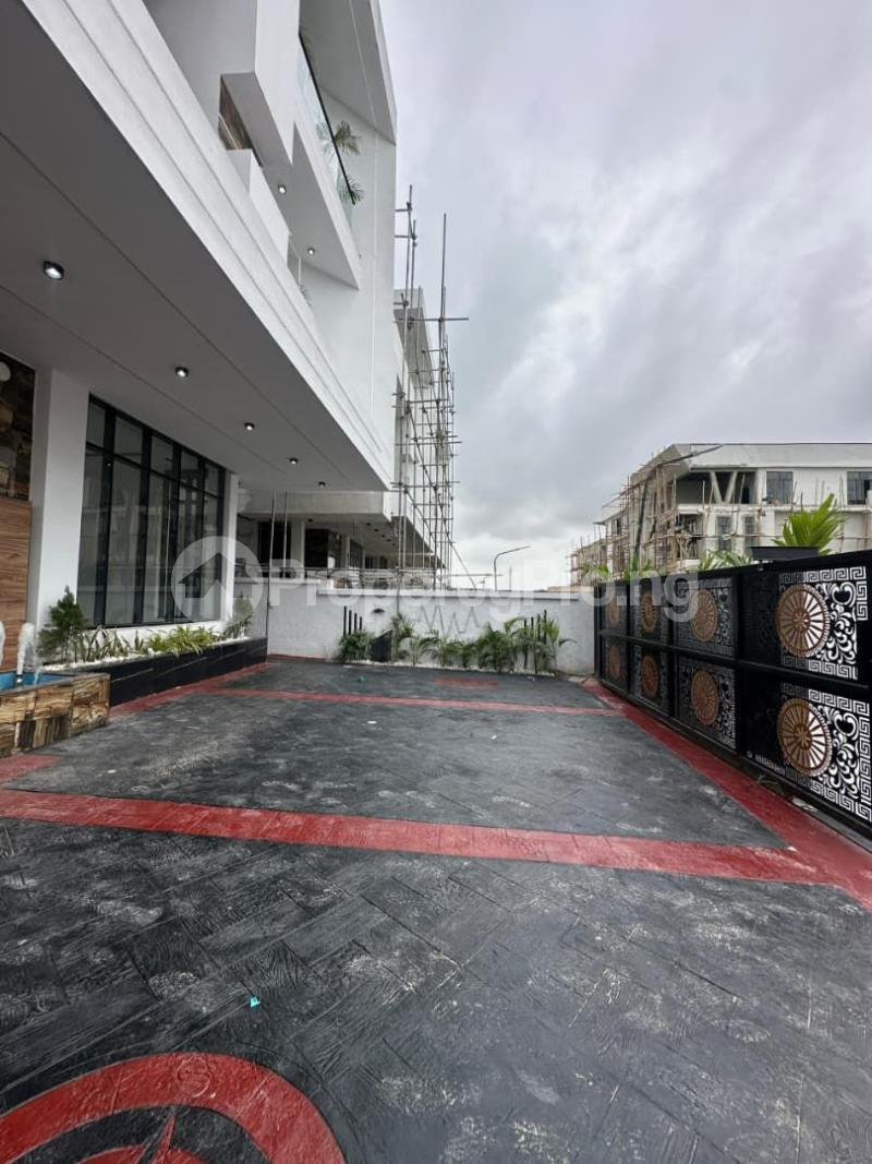 6 bedroom House for sale Chevron Lekki chevron Lekki Lagos