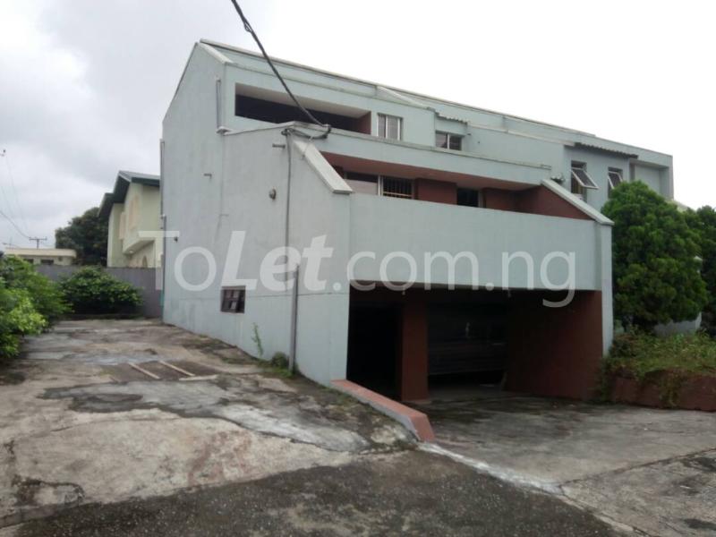 6 bedroom House for rent 401a, Omofade Crescent Omole phase 1 Ojodu Lagos