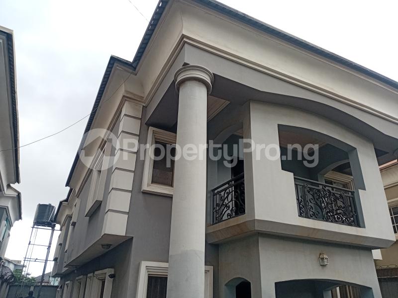6 bedroom House for rent Maplewood Estate Oko oba Agege Lagos