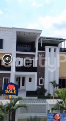 8 bedroom House for sale Wuse 2 Abuja