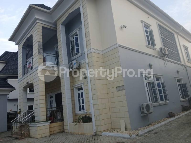 6 bedroom House for sale Gwarinpa Abuja
