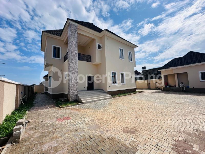 4 bedroom House for rent Nnpc Estate Life Camp Abuja