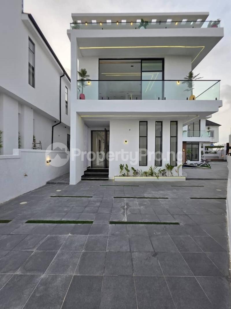 5 bedroom House for sale Chevron Lekki Lagos