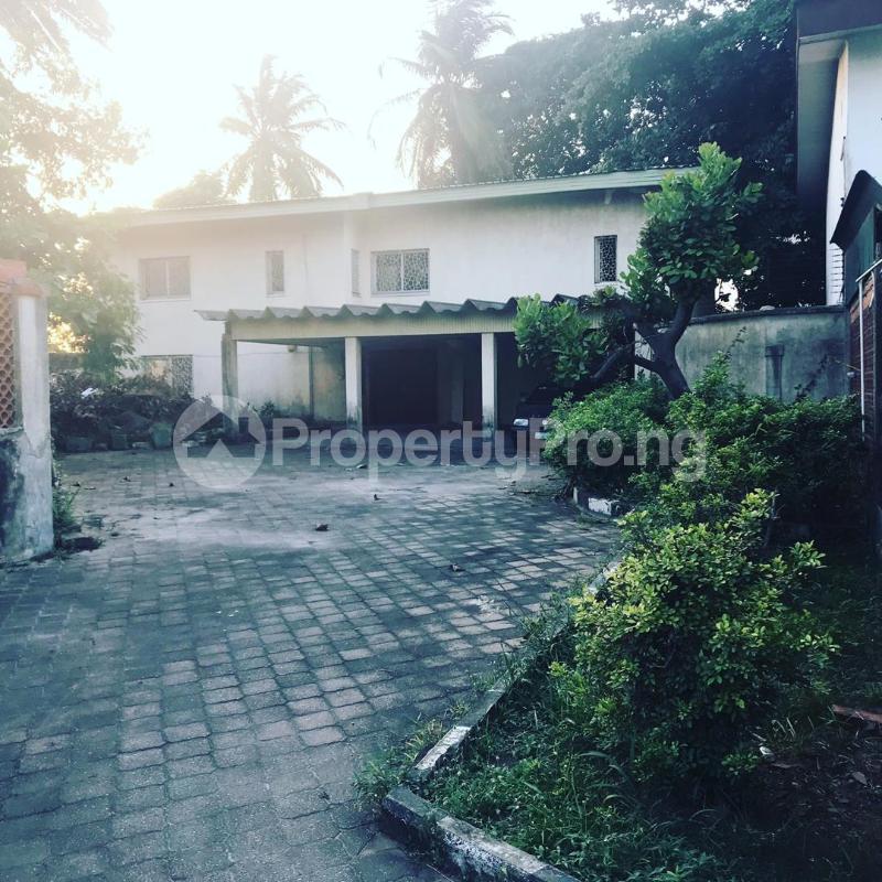 5 bedroom House for sale . Ahmadu Bello Way Victoria Island Lagos