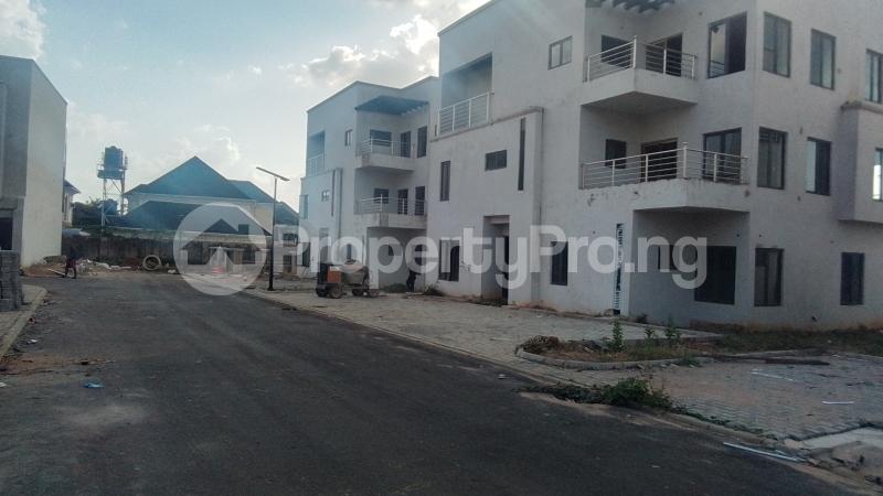6 bedroom House for sale Behind Cedar Crest Apo Abuja