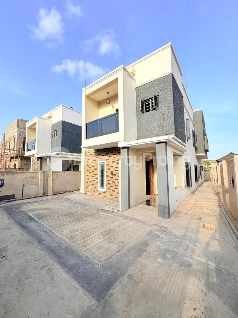 4 bedroom House for sale Fagba Agege Lagos