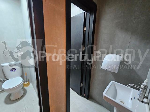 Commercial Property for rent Victoria Island Lagos