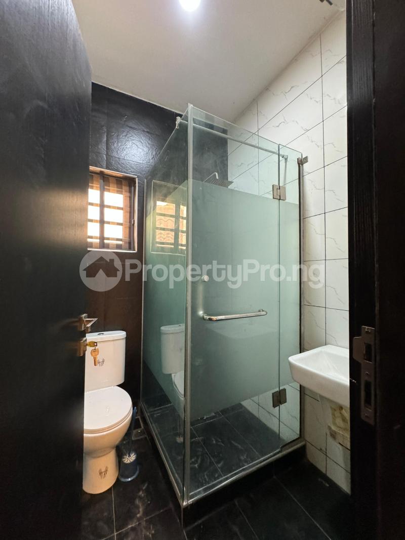 4 bedroom House for sale Carlton Gate Estate, Beside Kolapo Ishola Gra, Akobo Monatan Lagelu Oyo