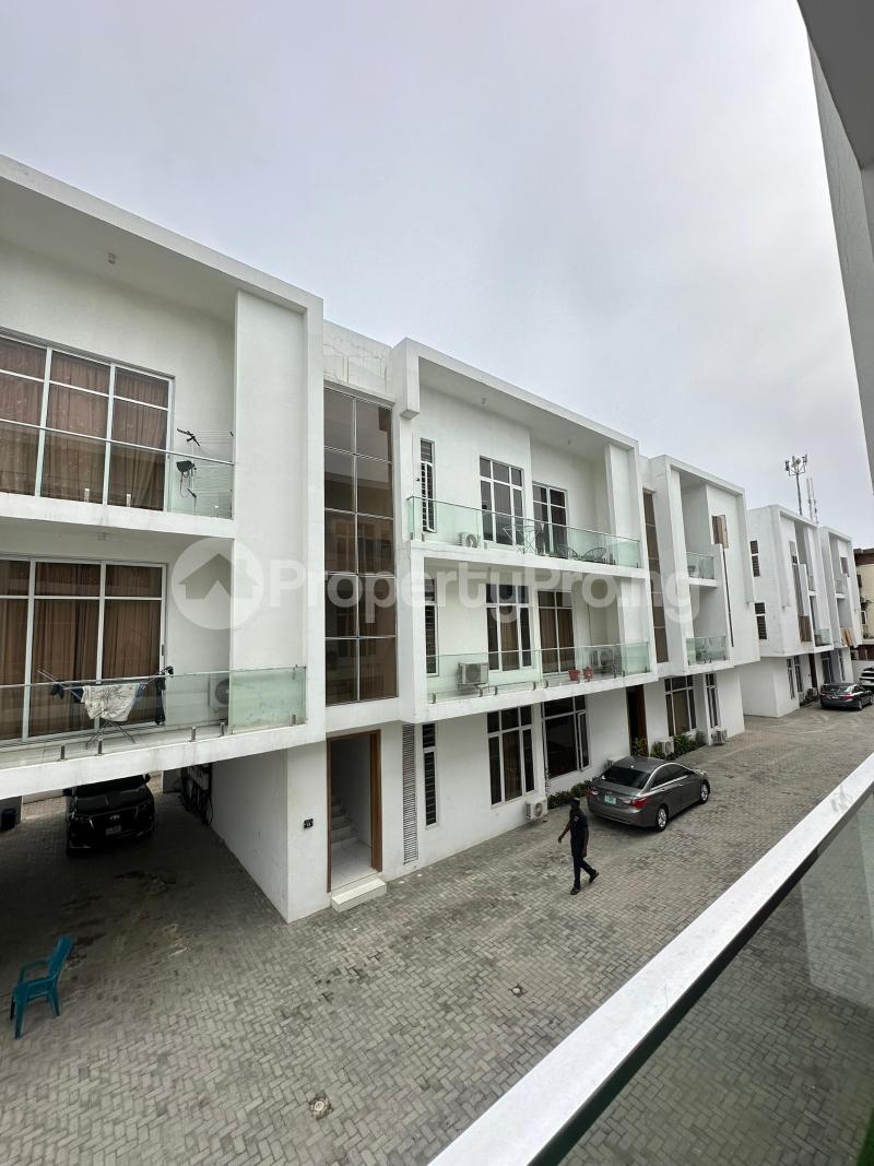 2 bedroom Flat / Apartment for sale Ologolo Lekki Lagos