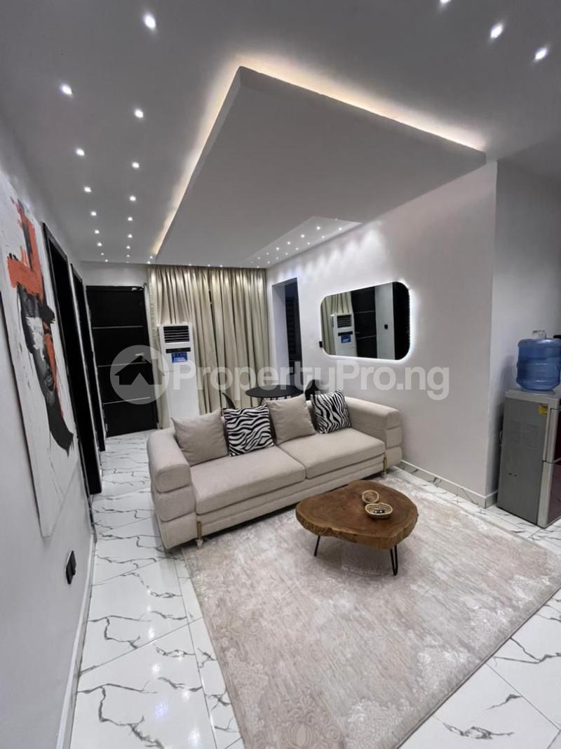 2 bedroom Flat / Apartment for rent Ologolo Lekki Lagos