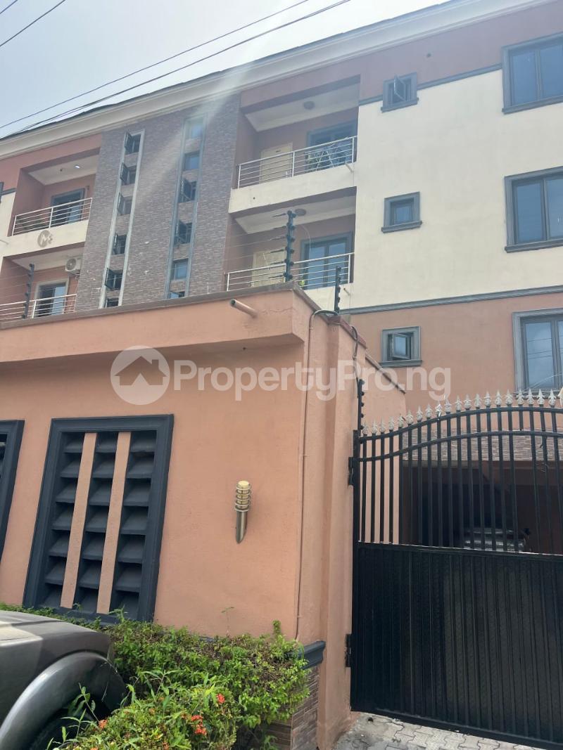 2 bedroom Flat / Apartment for rent Off Bisola Durosimi Lekki Phase 1 Lekki Lagos