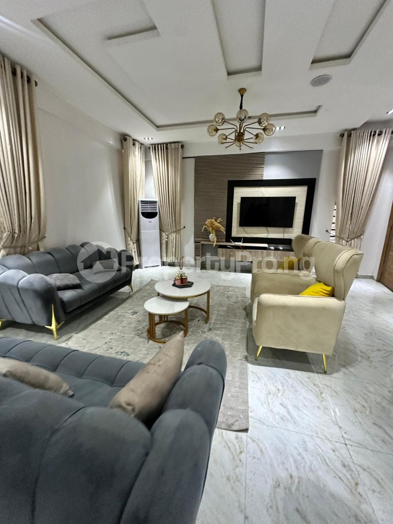 2 bedroom House for sale Yaba Lagos